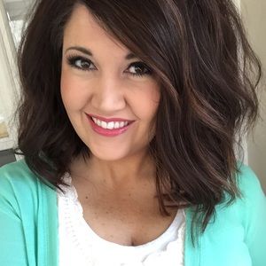 Meet your Posher, Stephanie